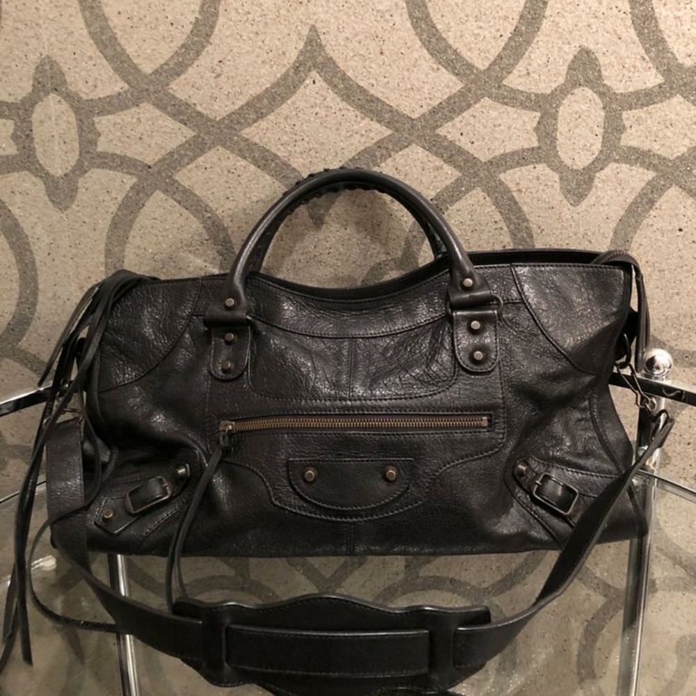 Balenciaga part time